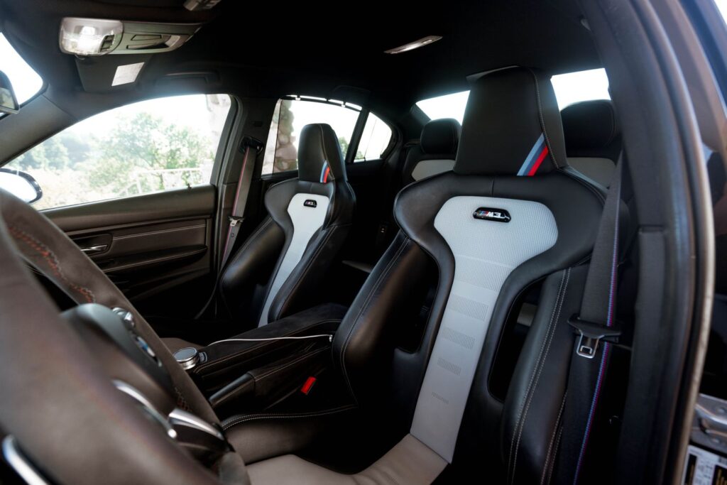 2018 bmw m3 cs front seats