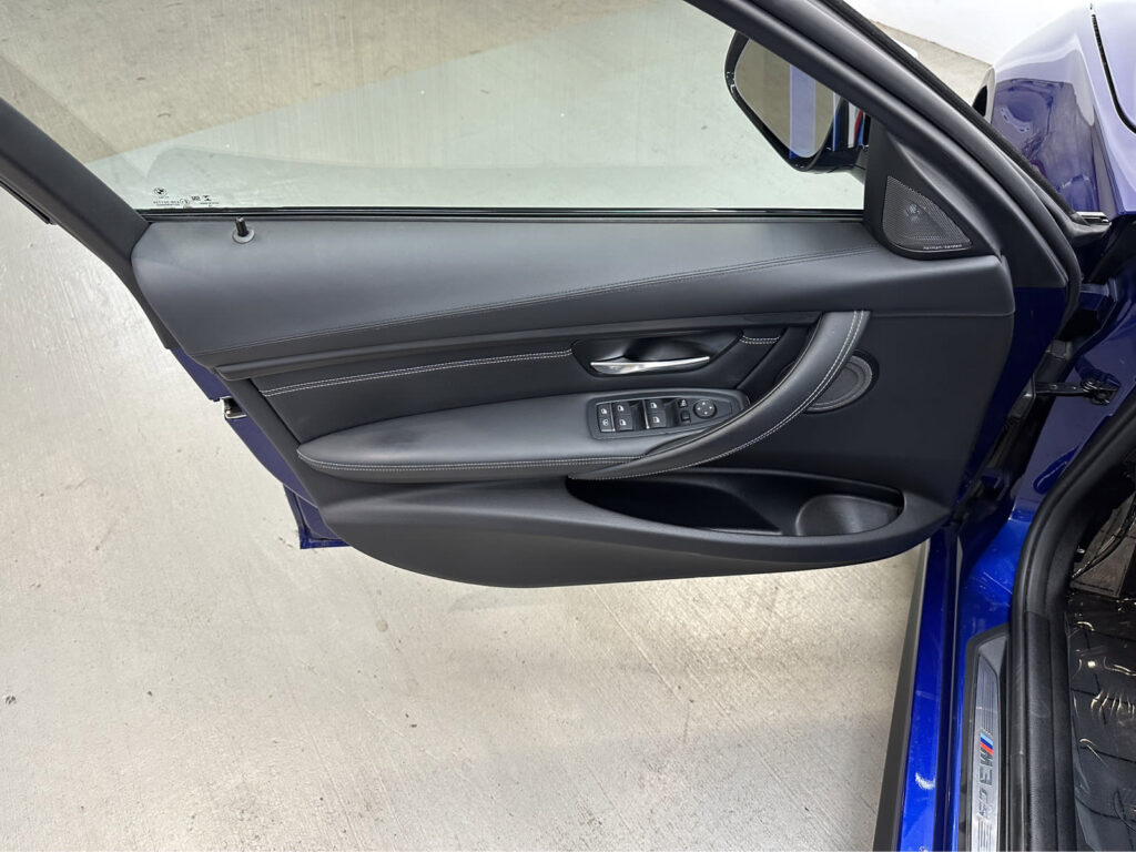 f80 2018 bmw m3 cs door panel